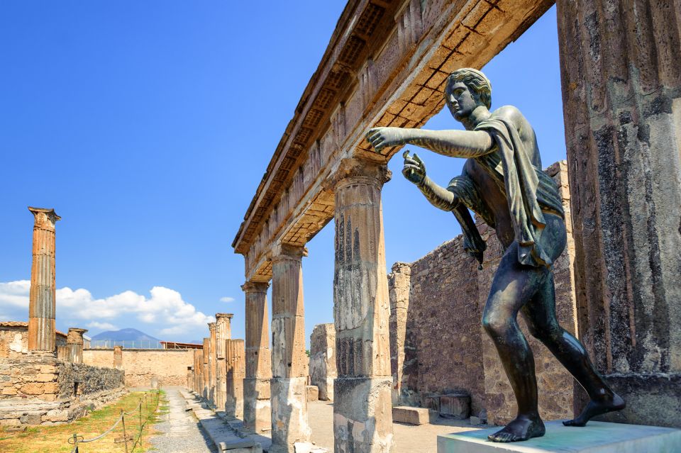Naples or Sorrento: Full-Day Pompeii and Mount Vesuvius Tour - Mount Vesuvius Hike