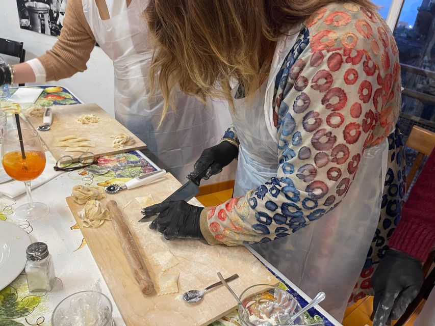 Naples: Pasta Cooking Class With Tiramisù and a Drink - Experience Highlights