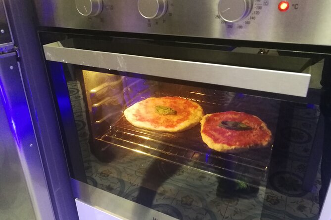 Naples Pizza-Making Lesson Plus Dinner - Neapolitan Pizza-Making Insights