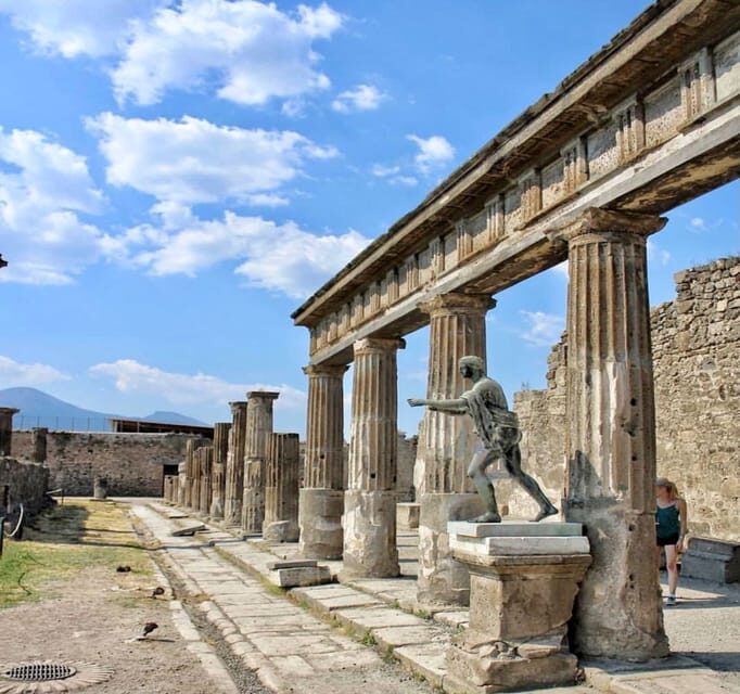 Naples: Pompeii and Vesuvius Skip-the-Line Day Trip - Key Points