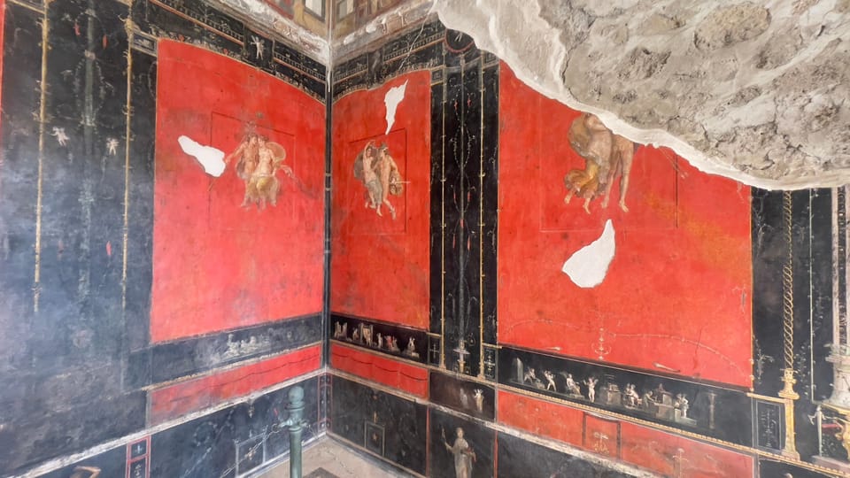 Naples: Pompeii Archaeology Park Tour & Skip-the-Line Entry - Tips for Tour Participants