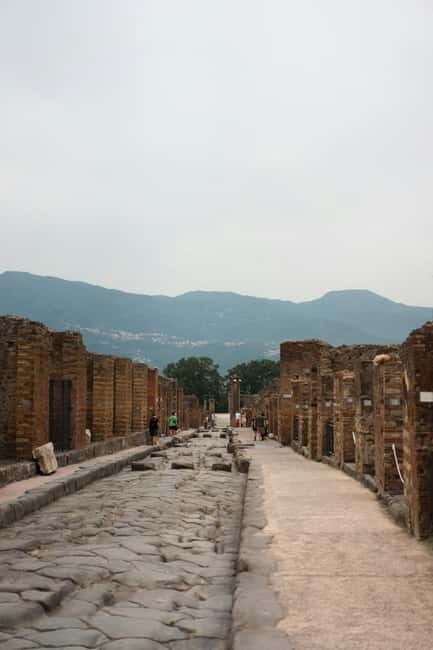 Naples: Pompeii & Herculaneum Shared Regular Group Tour - Key Points