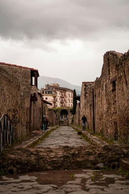 Naples: Pompeii & Herculaneum Shared Small group Tour - An Authentic Day of Ancient Rome with Practical Comfort