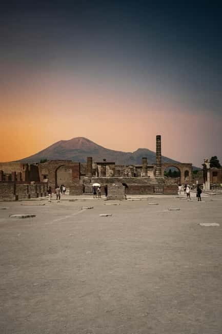 Naples: Pompeii & Mount Vesuvius Shore Excursion - What Travelers Say