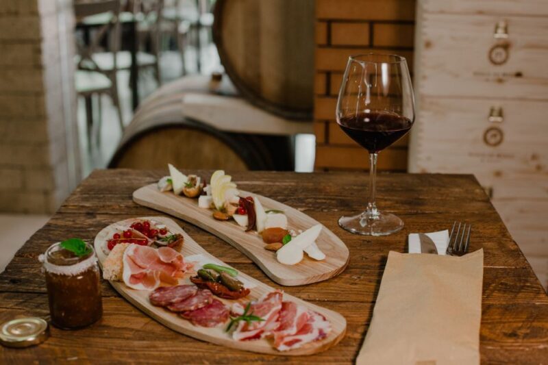 Naples: Pompeii Wine Tasting With Lunch - The Itinerary: What to Expect
