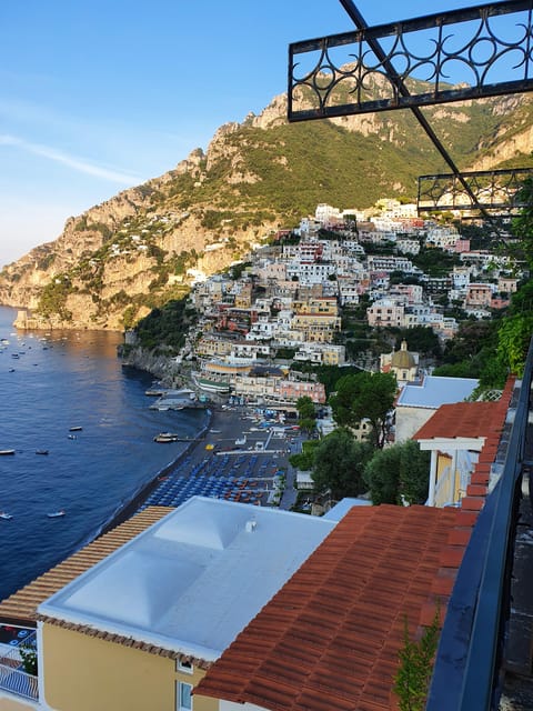 Naples: Positano (Amalfi Coast) Private Day Tour 6 Hours - Itinerary Details