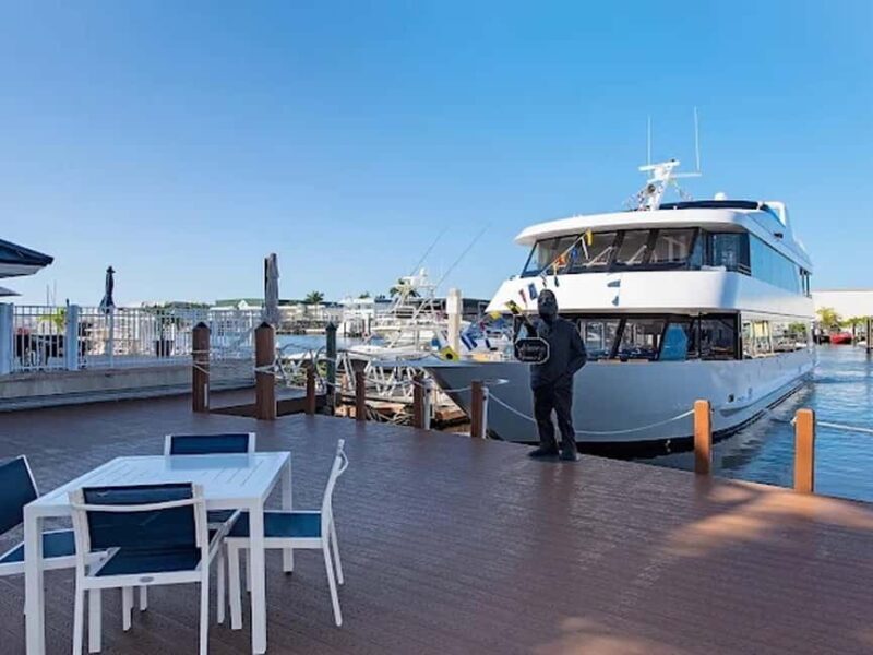 Naples: Sightseeing and Dining Cruises - Key Points