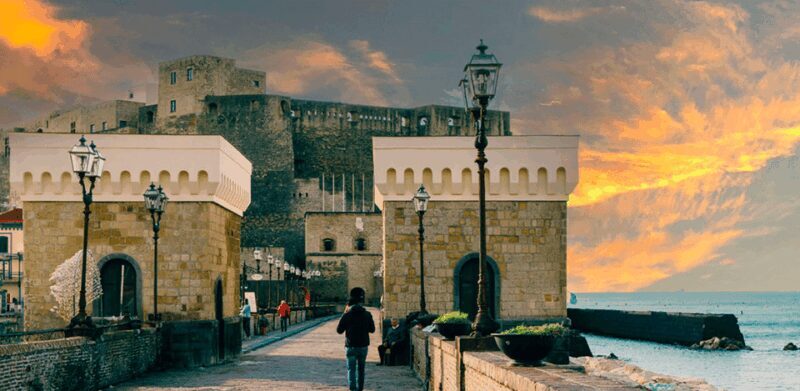 Naples: sunrise gulf tour with typical breakfast by the sea - Key Points