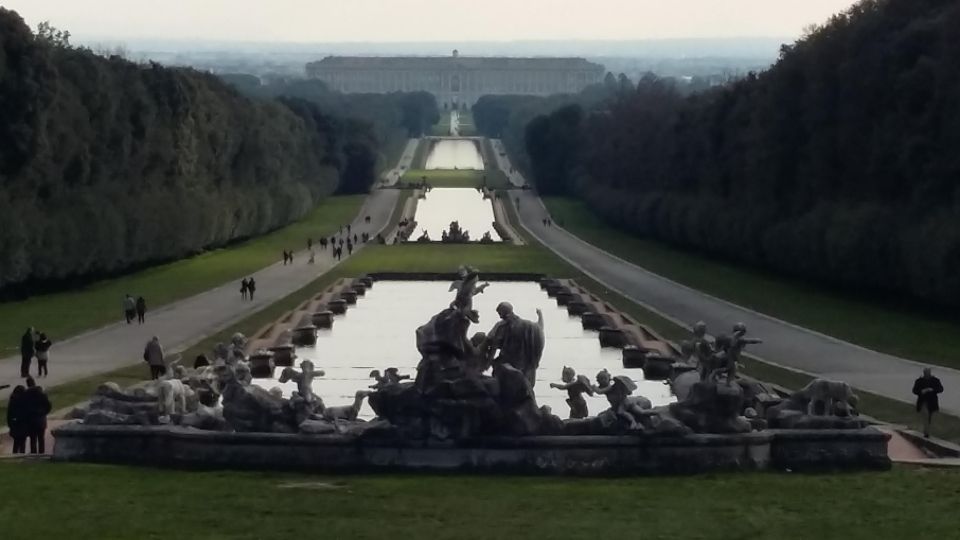 Naples: Transfer Naples to Rome With Stopover in Caserta - Key Highlights
