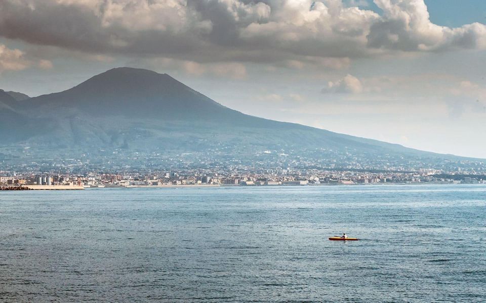 Naples: Transfer to Maiori or Minori & Guided Pompeii - Skipping the Ticket Line