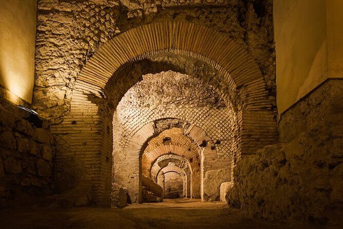 Naples Underground & Highlights Tour  Small Group Experience - Group Size and Logistics