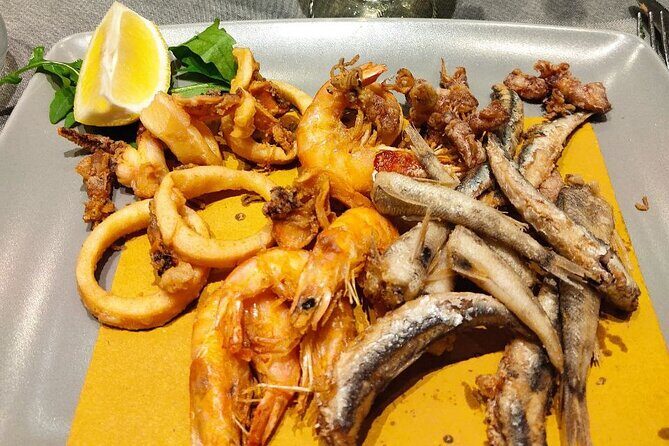 Naples Urban Culture Tour: Street Art, Wine and Culinary Tasting - An In-Depth Look at the Naples Urban Culture Tour