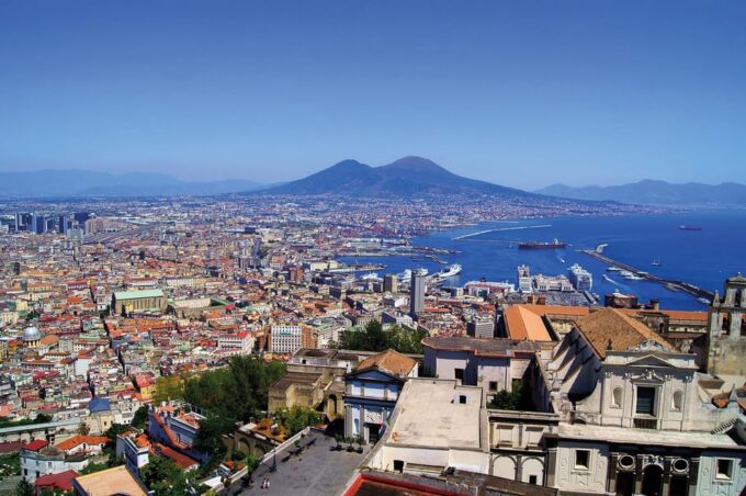 Naples: Walk Through the Citys Alleys With Local Guide - What to Bring