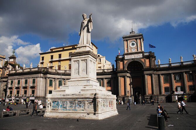 Naples walking tour + Neapolis buried - Who Is This Tour Best For?
