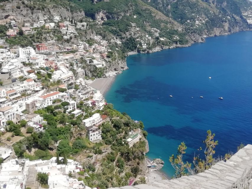 Napoli: Transfer From Naples to Ravello via Pompeii - Pickup Location