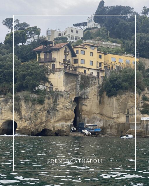 Napoli: Voices of the Sea: Naples Coast Boat Tour Audio - The Experience of the Boat