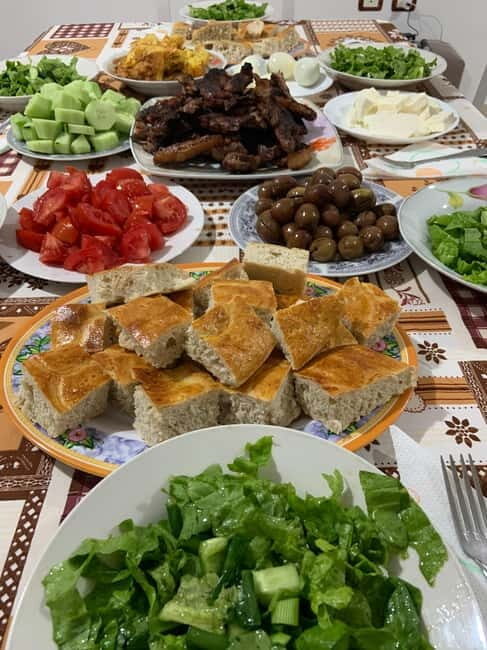 Naraç: authenticity and sharing with an Albanian family - A Warm Welcome in Naraç: A Family-Led Cultural Experience