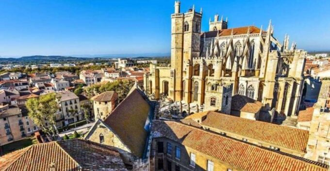 Narbonne: Photoshoot Experience - Accessibility and Language Support