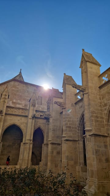Narbonne: Visit the Archbishops Palace and Cathedral - Key Points