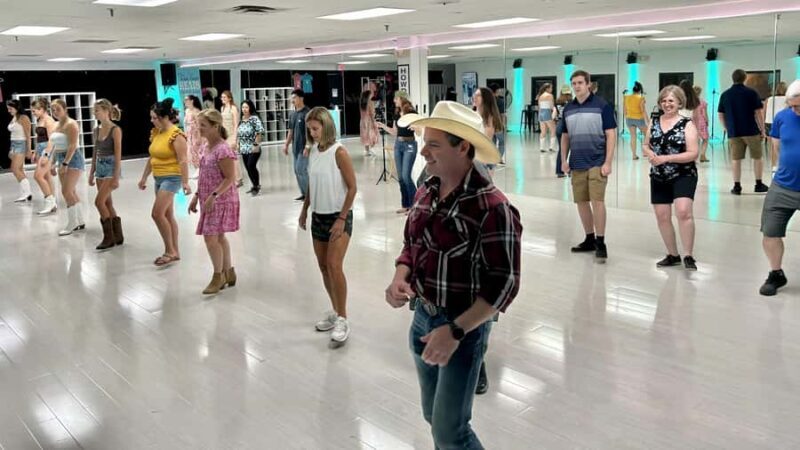 Nashville: Beginner Friendly Line Dancing Lesson - Who Should Consider This