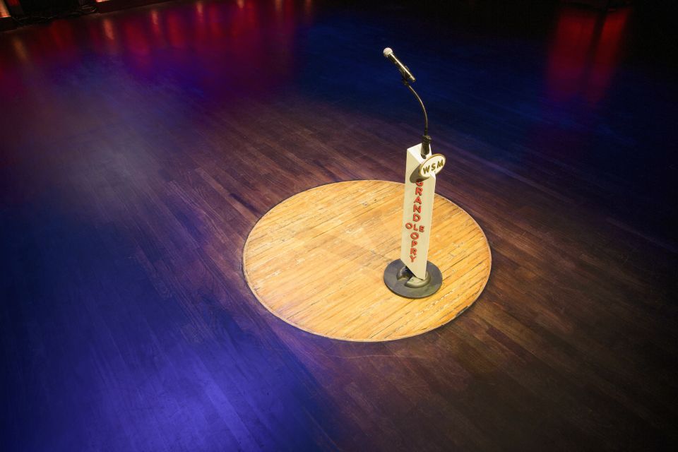 Nashville: Grand Ole Opry Show Ticket - Premium Experience Option