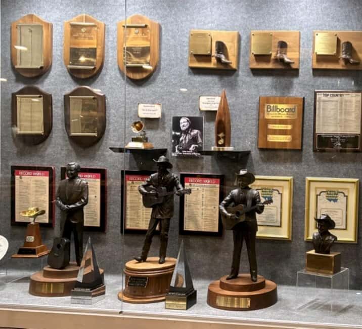 Nashville: Legends of Country Music Museum Entry Ticket - Key Points