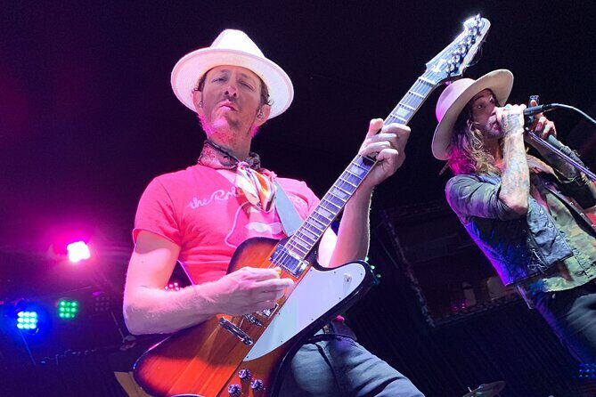 Nashville Live Music Bar Crawl with Local Venues & Drink Specials - An Honest Look at the Tour