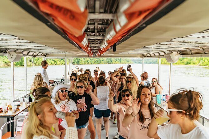Nashville Pontoon Party Cruise Downtown on River - Who Is This Tour Perfect For?