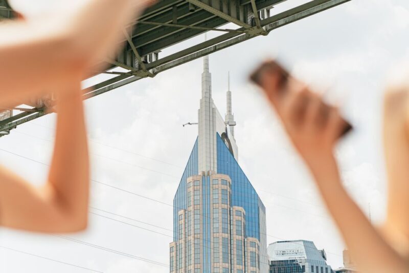 Nashville: Pontoon Party Cruise with a Captain - The Sum Up