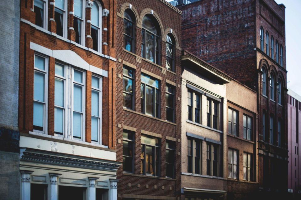 Nashville Rhythms: A Stroll Through Music and History - Historic Sites and Cultural Icons