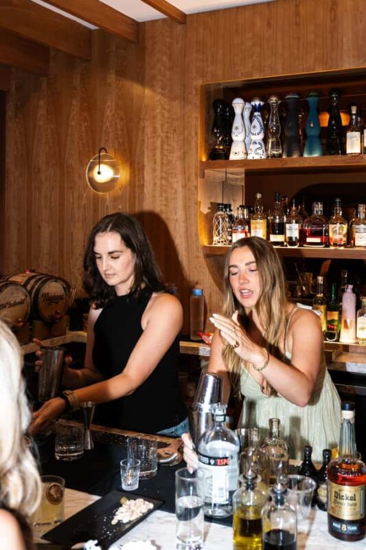 Nashville: Sip History Cocktail Class with 3 Cocktails - FAQ