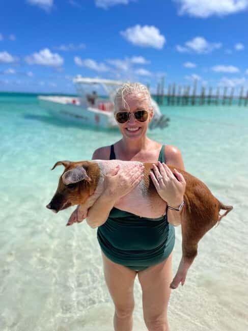 Nassau: 3-Island Snorkel Tour with Pigs, Beach Club, & Lunch - FAQ