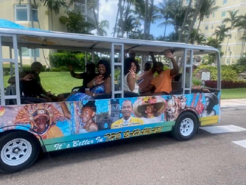 Nassau: Bahamas Culture Tour with Electric Trolley and Water - Key Points