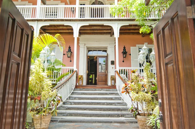 Nassau Bites and Sites Food & Cultural Tour - Culinary Insights