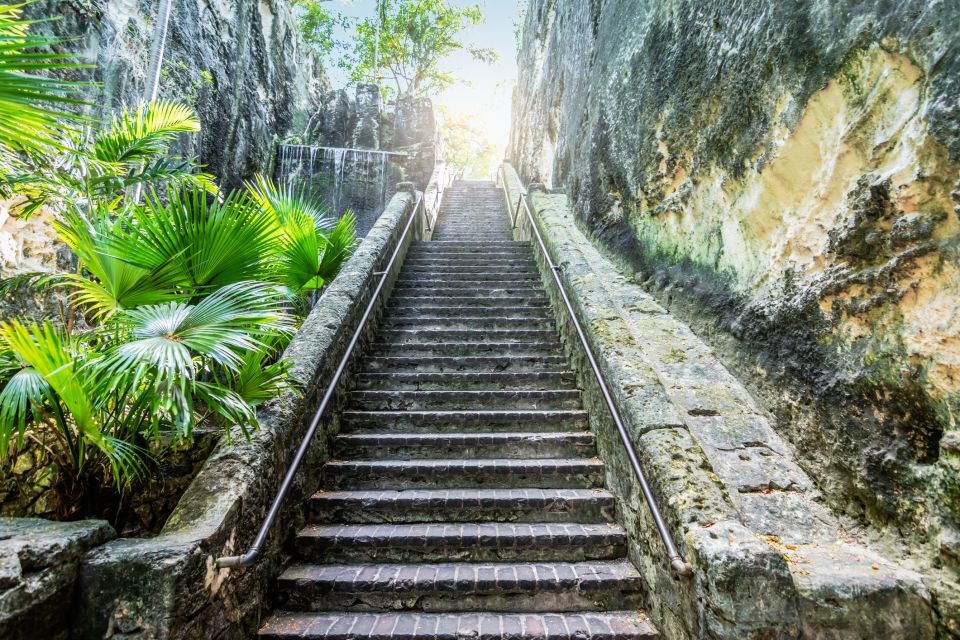 Nassau: E-Scooter Tour With Food Tasting and Local Drinks - Itinerary Highlights