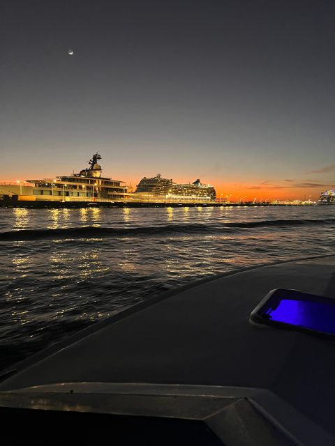 Nassau: Happy Hour Sunset Booze Cruise - Sipping Rum Punch and Admiring