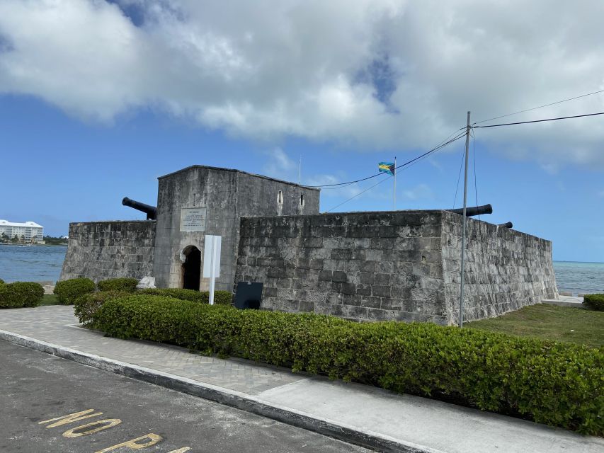 Nassau: Historic and Cultural Highlights Tour With Transfer - Key Points