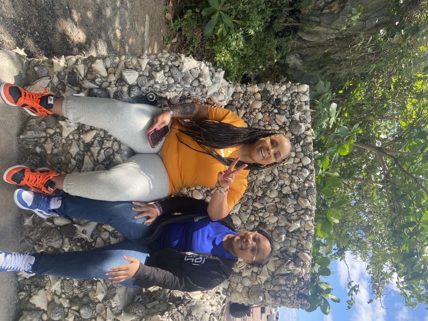 Nassau: Historic City Tour With Drink and Food Tasting - Rum Cake Factory