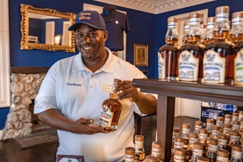 Nassau: Historical Sightseeing Guided Half-Day Tour - Exploring Nassau: What the Tour Offers