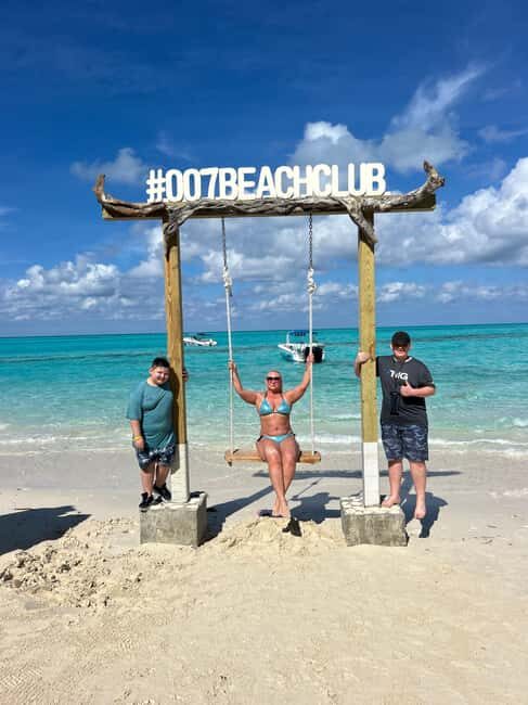 Nassau: Pigs, Snorkel, Turtles, Lunch, Private Beach Club - Why This Tour Works