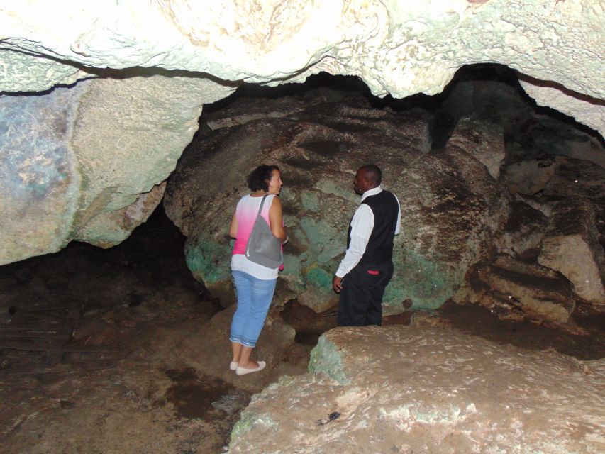 Nassau: Private and Personalized Island Tour - Highlights of the Tour
