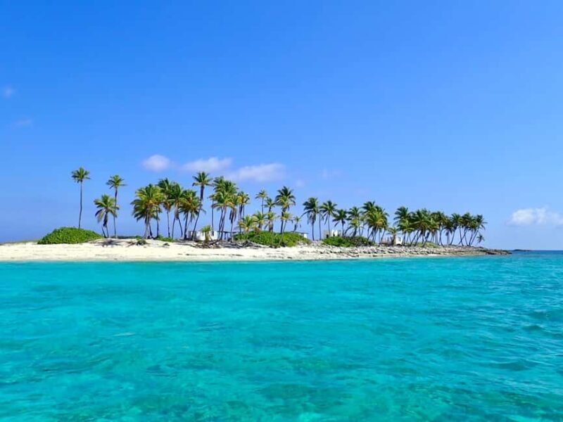 Nassau: Private Boat Charter Snorkel Tour - Key Points