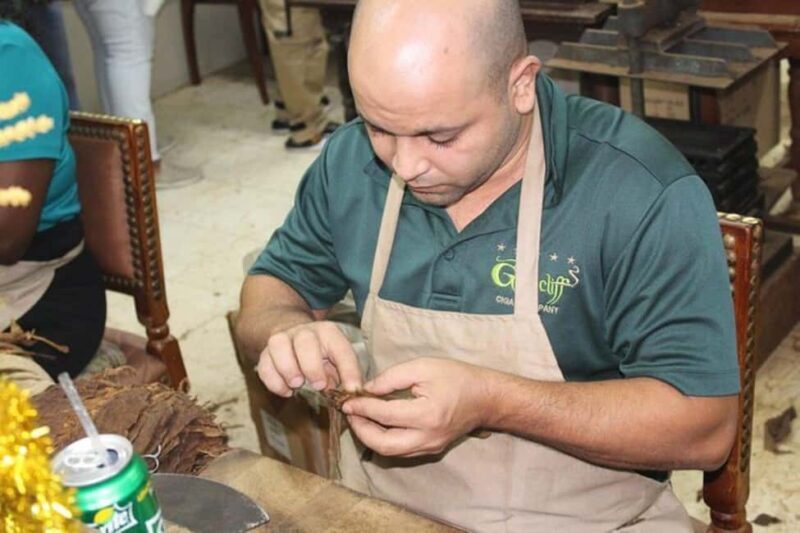 Nassau: Private Rum Reggae and Rhythms Tour - Authentic Experiences That Stand Out