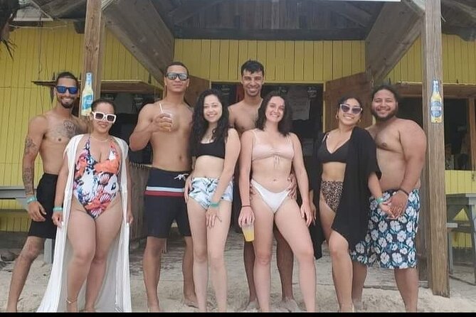 Nassau, Rose Island Private Swimming Pigs, Island Hopping Tour - Rum Punch and Activities