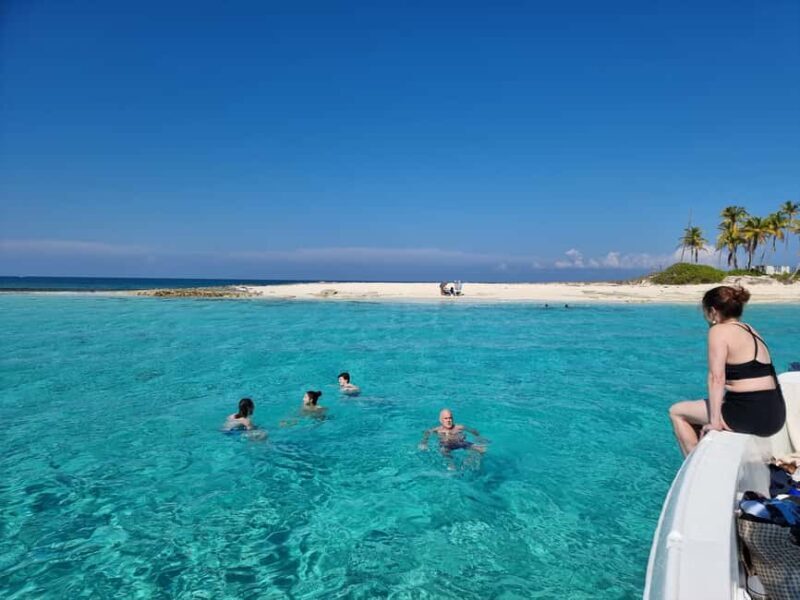 Nassau: Rose Island Swimming Pigs & Turtles Snorkeling Tour - Price & Value