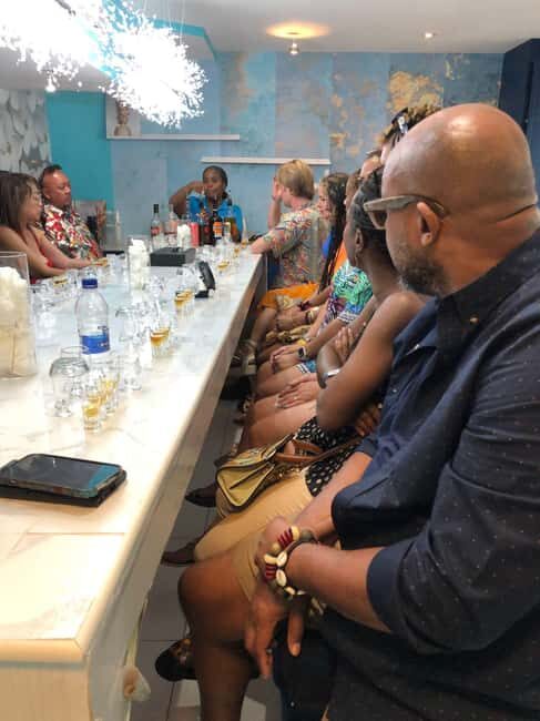 Nassau: Rum Cocktails and Fritter Making Experience - An engaging introduction to Nassau’s culinary side