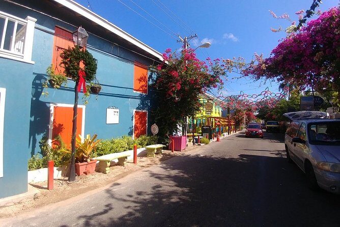 Nassau Shore Excursion: Sightseeing and Snorkeling Tour - First Stop: Queen’s Staircase