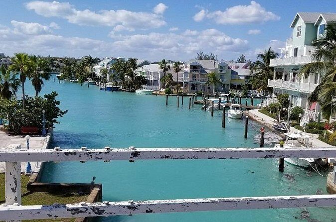 Nassau Shore Excursion: Sightseeing and Snorkeling Tour - Lunch and Refreshments