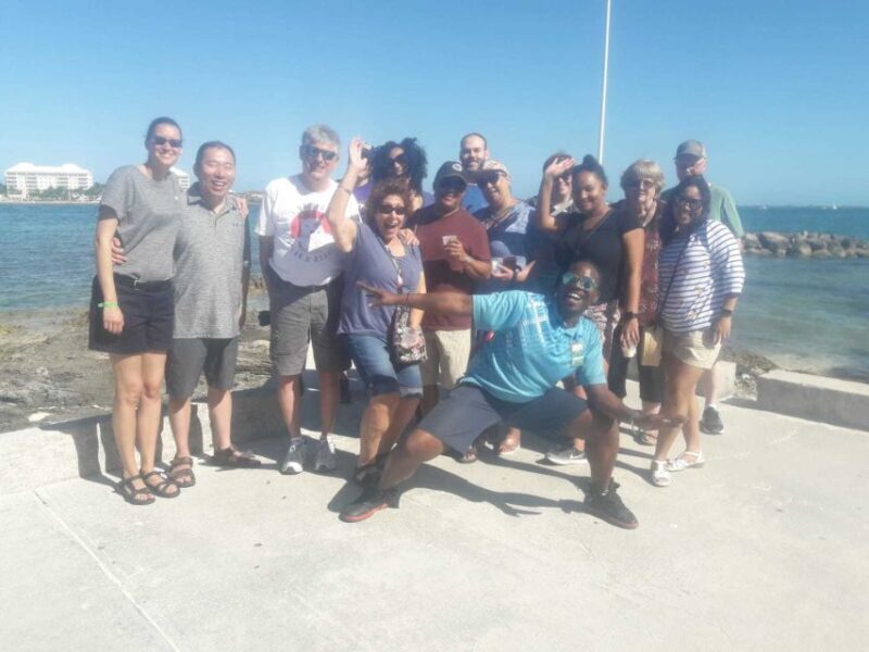 Nassau: Sip, Sample & See, Food & History Bus Tour - Transportation, Group Size, and Timing