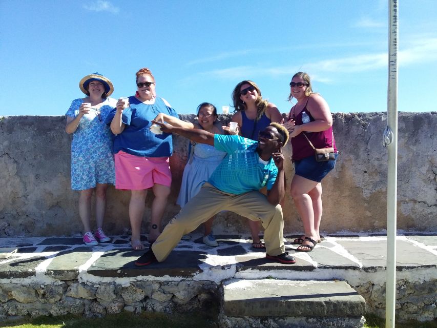 Nassau: Sip, Sample & See, Food & History Bus Tour - Taking in Bahamian Culture